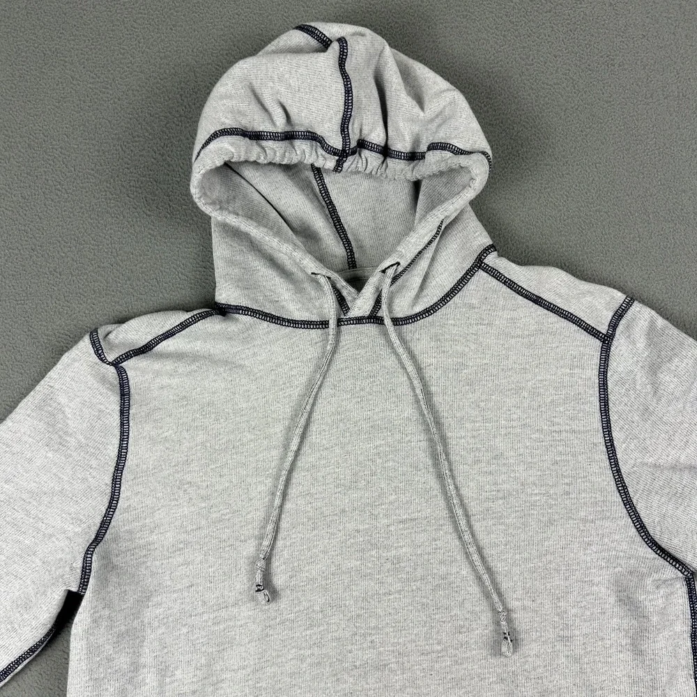 Tommy Bahama Hoodie Mens Small Gray Long Sleeve Lightweight Marlin Logo Pullover - Picture 3 of 7